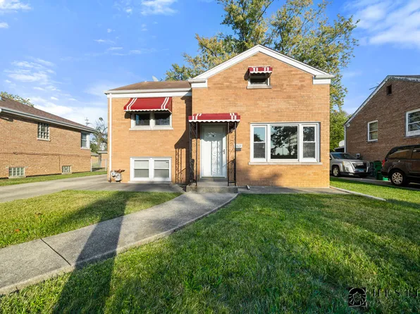 2605 S 13th Ave, Broadview, IL 60155