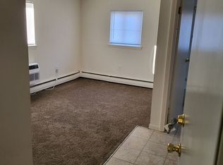 523 George Washington Rd #WH-09, Enfield, CT 06082