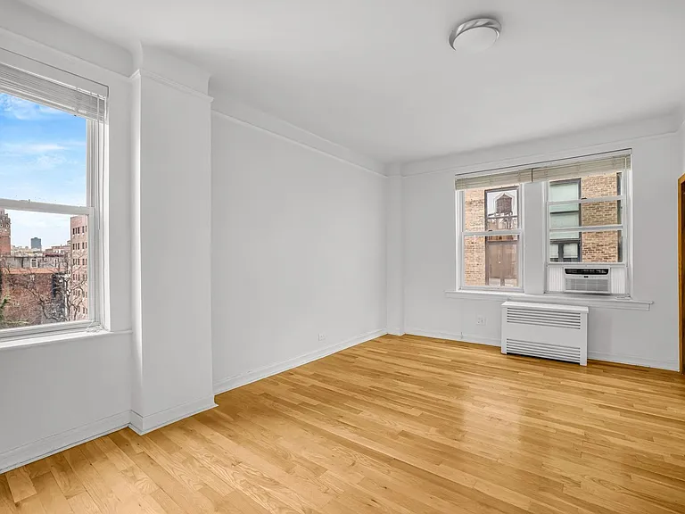 140 W 71st St #8H — Photo 3