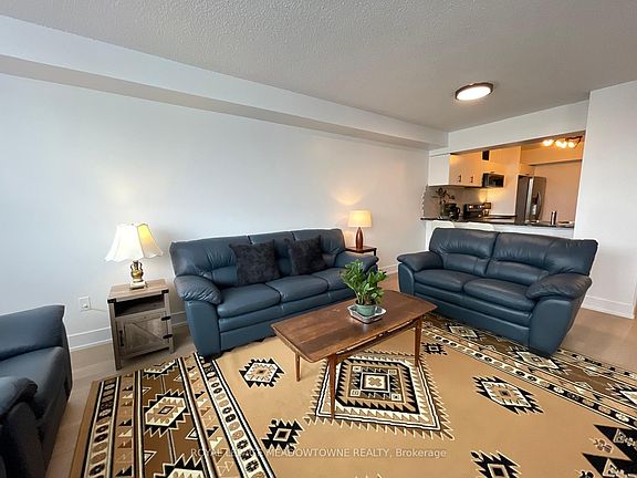 4th image of 236 Albion Rd #309