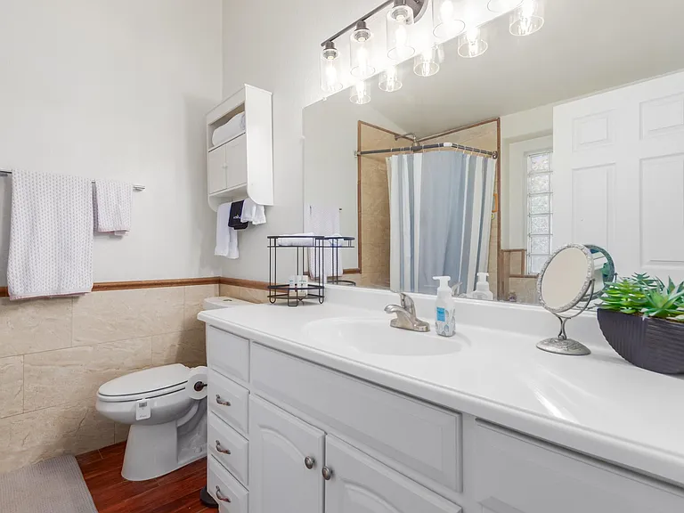 2021 S Bahama Dr — Photo 7