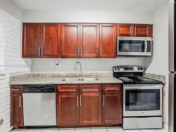 2nd image of 1850 NW 47th Ave