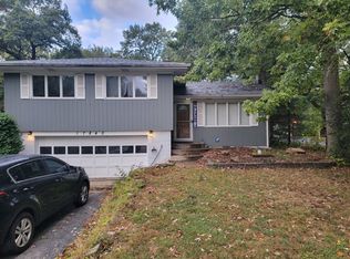 17840 Clyde Ave, Lansing, IL 60438