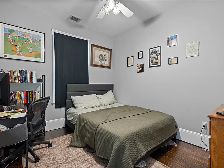 194 Emerson St #3 — Photo 5