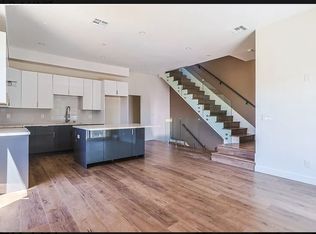 2821 Virginia Rd, Los Angeles, CA 90016