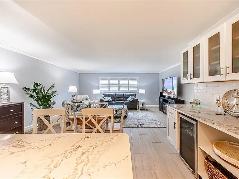 616 Flamingo Dr #102 — Photo 7