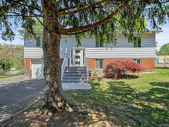 2nd image of 330 Convent Road