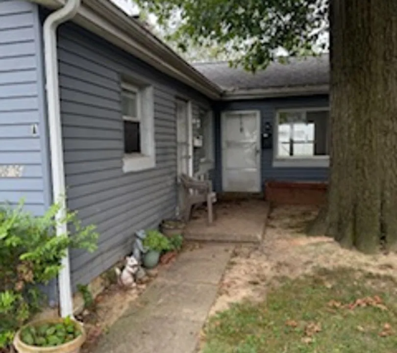 1605 Monroe Ave