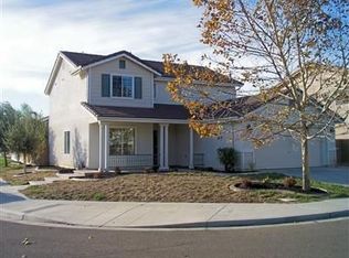 121 Heartland Ranch Ave, Patterson, CA 95363