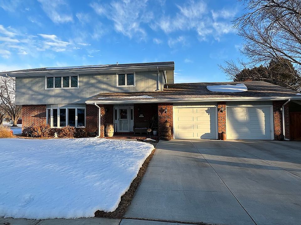 1st image of 2221 Sunset Dr