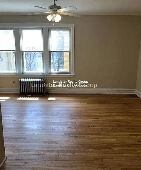 2954 W Belle Plaine Ave #1 — Photo 9