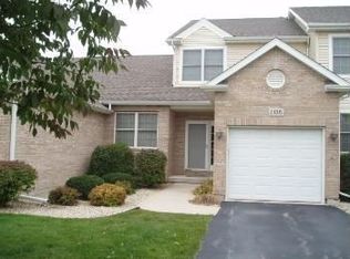 2135 Patriot Dr, Dekalb, IL 60115