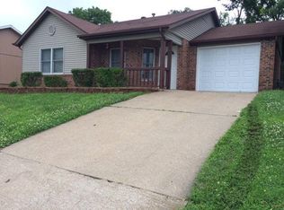 1735 Independence Dr, Jefferson City, MO 65109