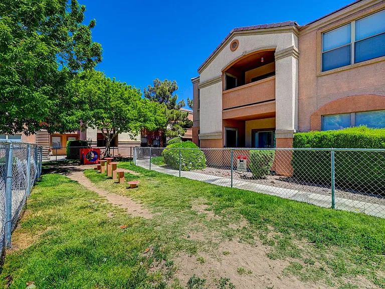 Copper Creek Apartments — Photo 24