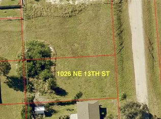 1026 NE 13th St, Cape Coral, FL 33909