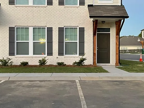 804 Lew Dr, Pineville, NC 28134