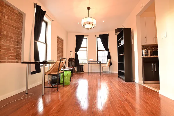 Rented by null | media 47