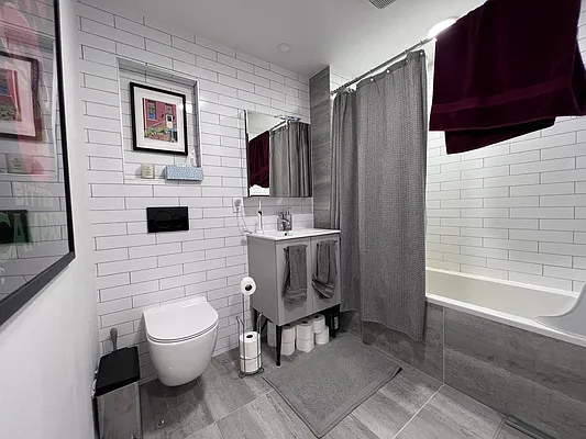 Rented by Rumah Realty Inc | media 10