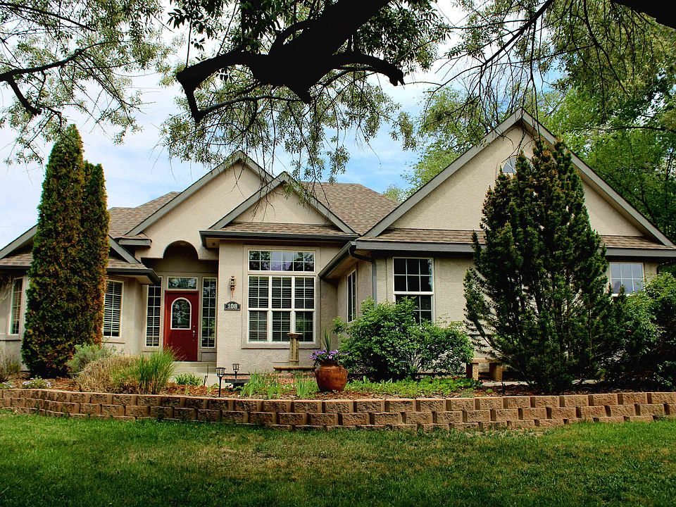 1st image of 108 Mount View Dr