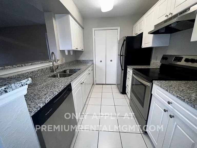 4355 Perkinshire Ln #M-104 — Photo 9