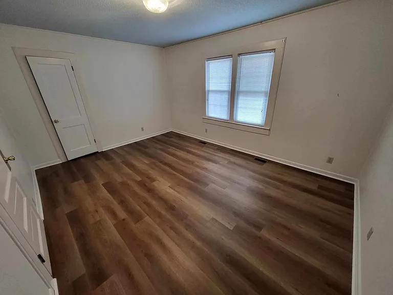 500 Ivey Rd — Photo 14