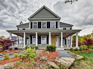 18 Harmony Trl, Hopedale, MA 01747