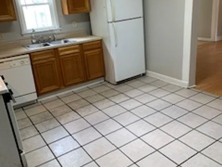 3313 Alabama Ave NE — Photo 7