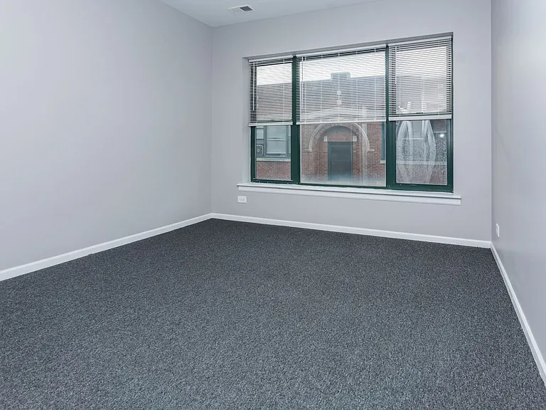 6125 S Indiana Ave (NEW) — Photo 10
