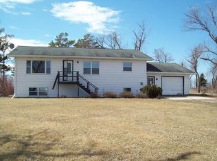 87613 County Road 16, Hector, MN 55342