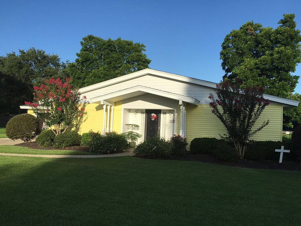 1st image of 2449 Goodwin Ct