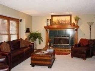 3917 NE Shady Lane Dr, Gladstone, MO 64119