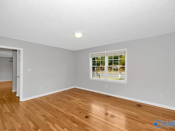 5th image of 7223 Atwood Dr SE