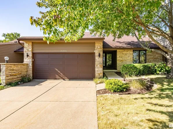 3365 E Ridge Dr, Bettendorf, IA 52722