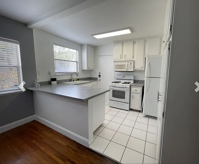 5870 Bowcroft St #3 — Photo 6