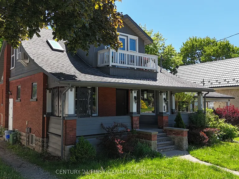 444 Dorinda St #MAIN FLOOR — Photo 1