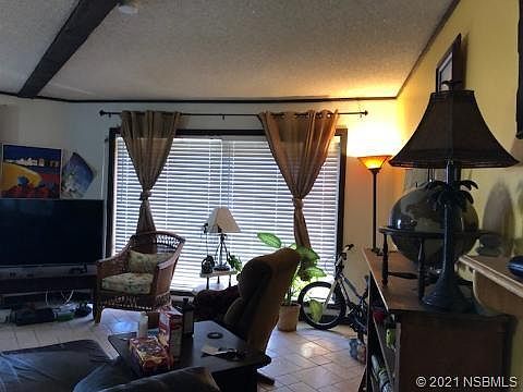 3rd image of 1100 E 5th Ave #A