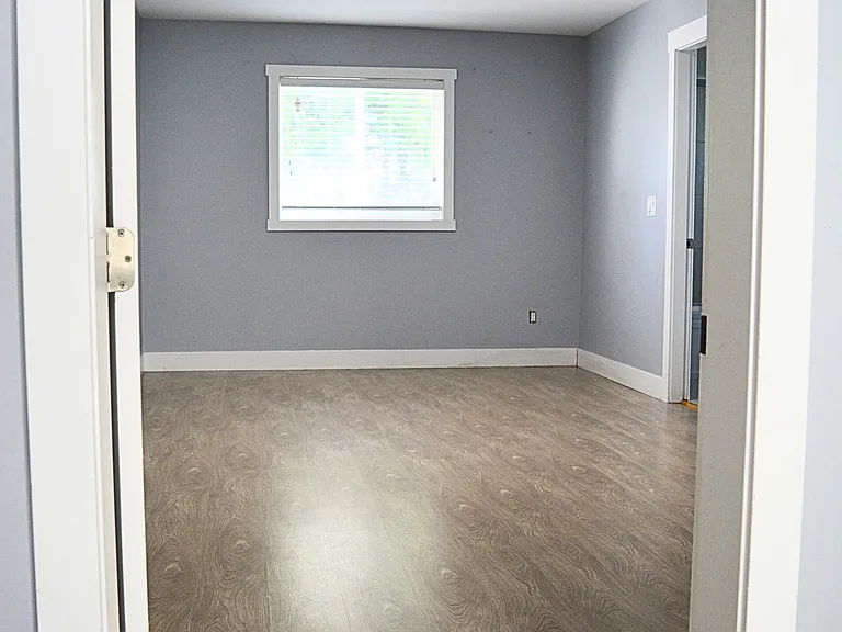 9402 Prince Charles Blvd — Photo 13