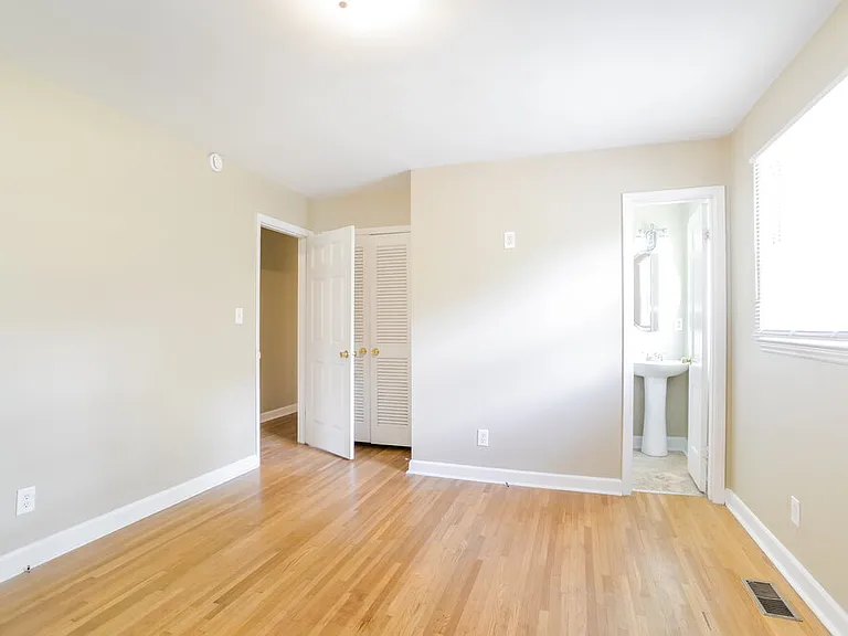 3304 Sunset Rd — Photo 10
