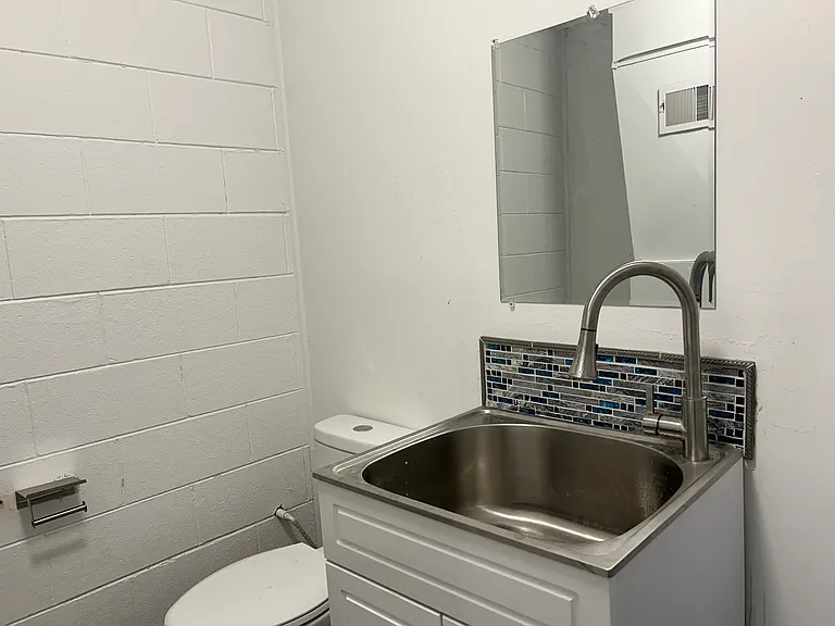 1115 N Thornton St #17-19-21B — Photo 3