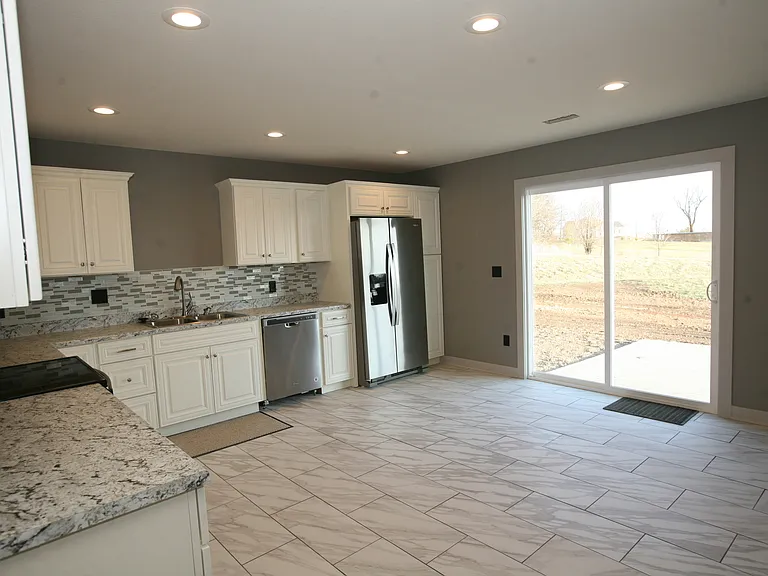 11820 Ridgeway Dr — Photo 5