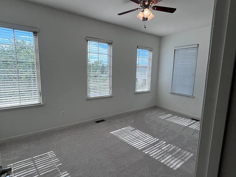 22806 Breezy Hollow Dr — Photo 17
