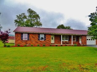 398 Rogers Cir, Castlewood, VA 24224