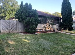 1667 Dieter St, St. Paul, MN 55106