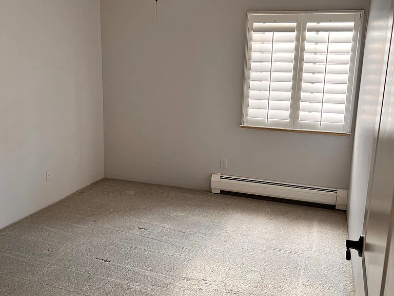 5995 W Hampden Ave — Photo 7
