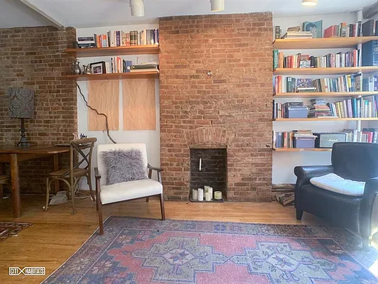 Rented by Citi Habitats | media 2