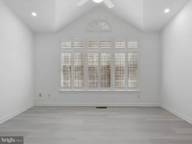 5129 Beauregard St — Photo 21