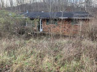 543 Damron Mayo Rd, Grayson, KY 41143