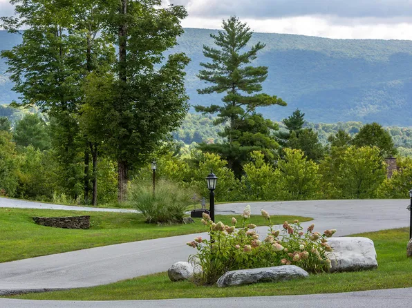 595 Partridge Hill, Manchester, VT 05255