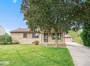 39365 Hyland Dr, Sterling Heights, MI