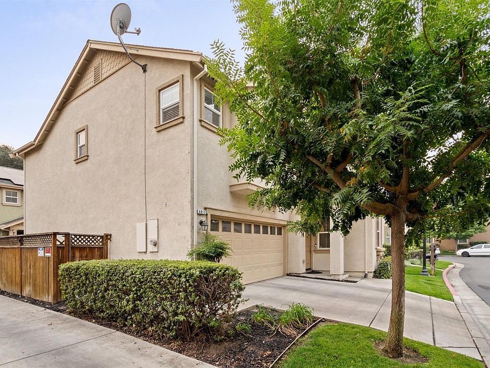 1st image of 4612 Willow Oak Ct
